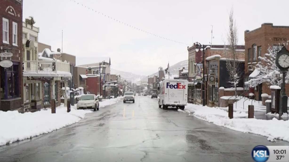 Utah’s vacation hotspots still seeing out-of-state travel — which makes some residents uneasy