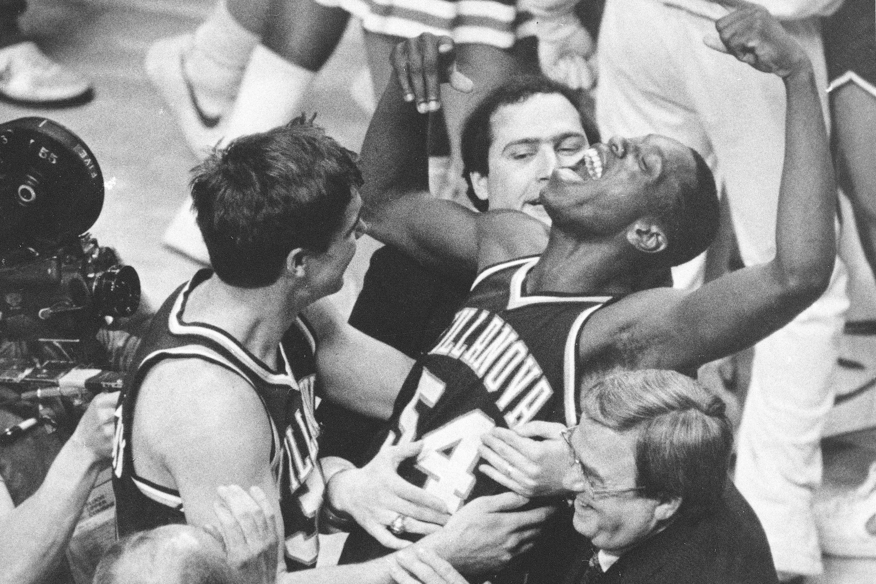 AP Was There: Villanova shoots lights out to upend Hoyas