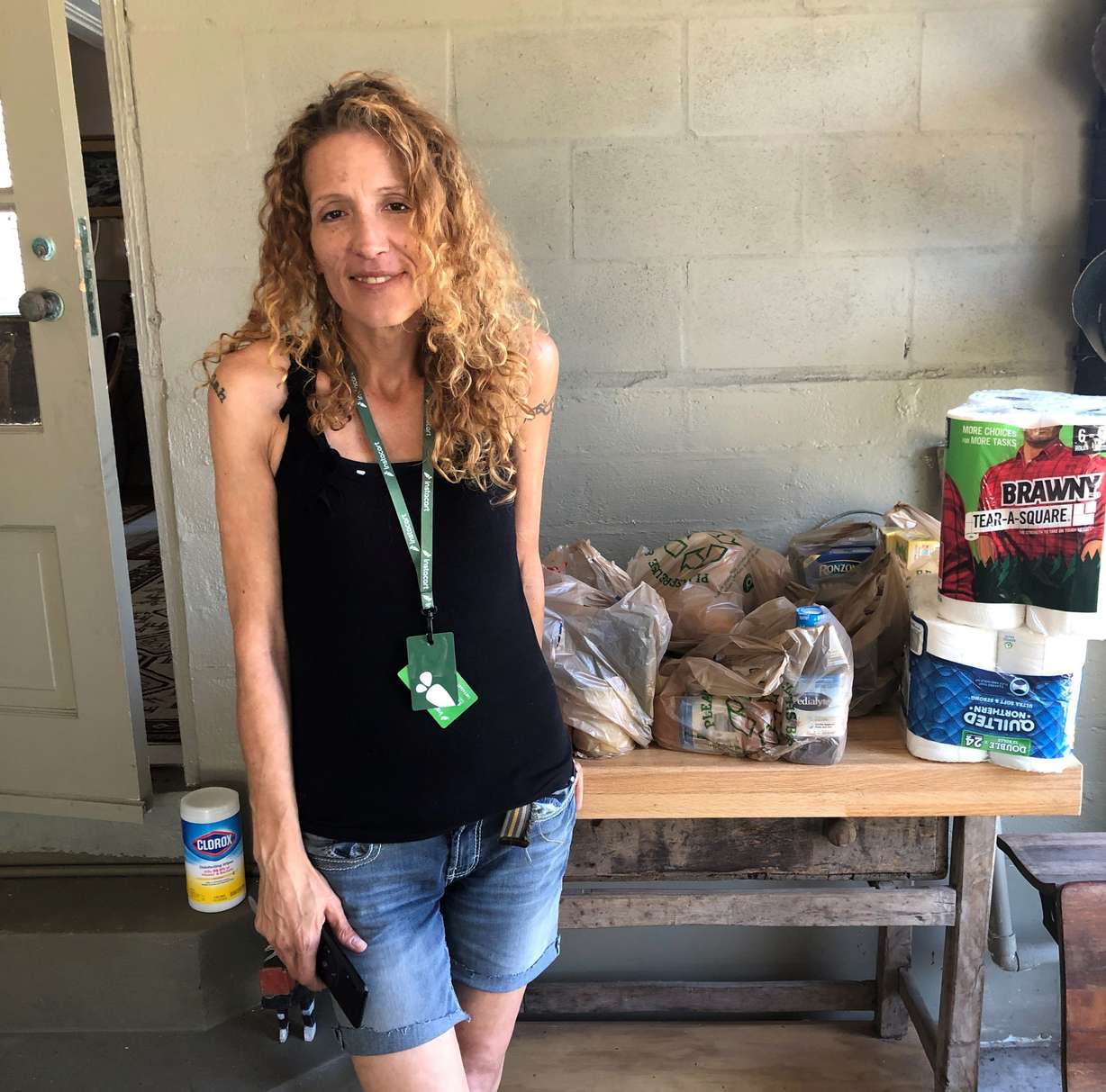 Instacart gig worker Summer Cooper, 39, delivers groceries, Saturday, March 28, 2020, in Belleair Beach, Fla. (Photo: Curt Anderson, AP Photo)