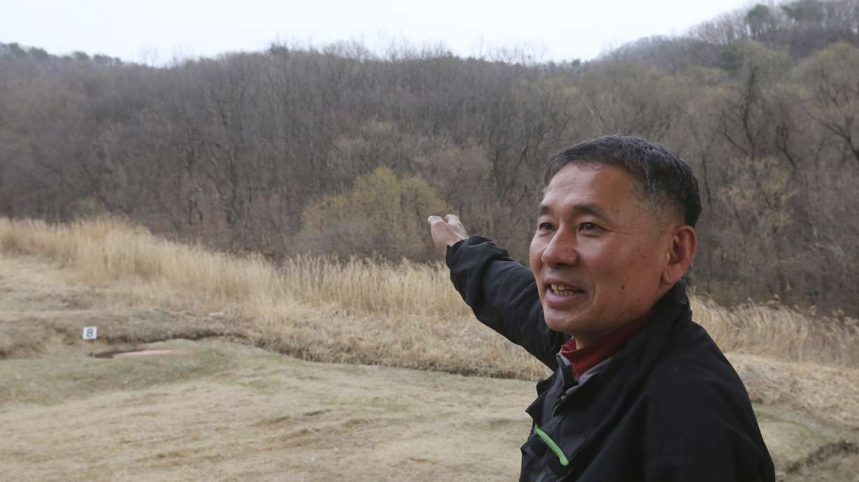 South Korea shoe cobbler donates for needy amid coronavirus
