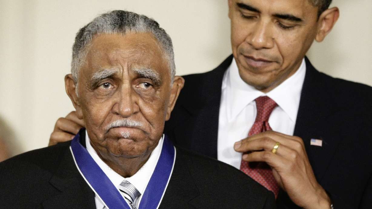 Private funeral, public memorial later set for Joseph Lowery