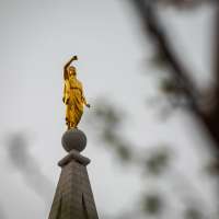 Crews will remove angel Moroni as they work to fix earthquake damage at the Salt Lake Temple