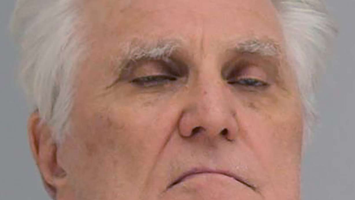 Radio host gets 25 years in Ponzi scheme targeting listeners