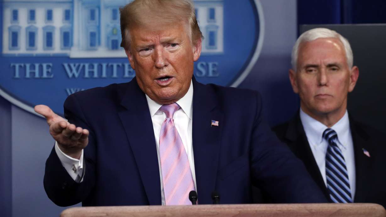 White House moves toward promoting face masks to fight virus