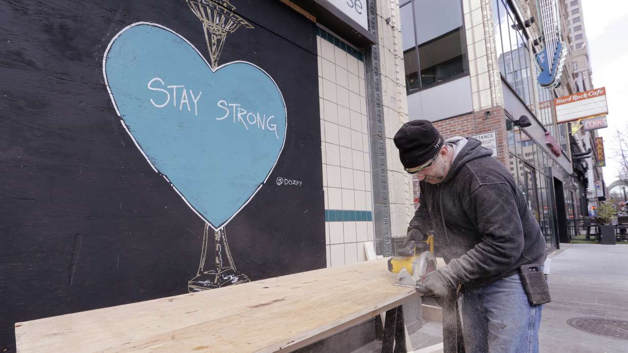 US sheds 701,000 jobs, ending a record-long hiring streak