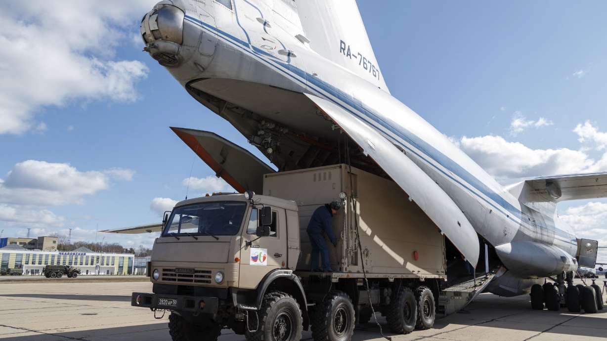 Scramble for virus supplies strains global solidarity