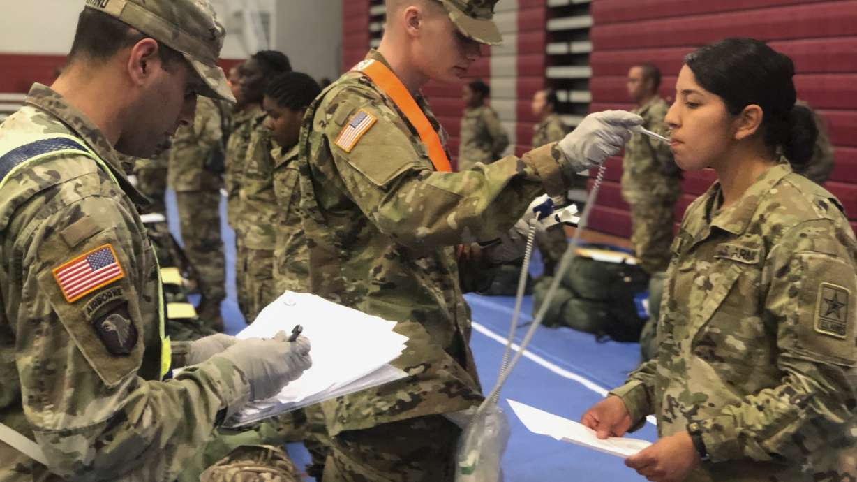Military recruiting struggles as enlistment stations close