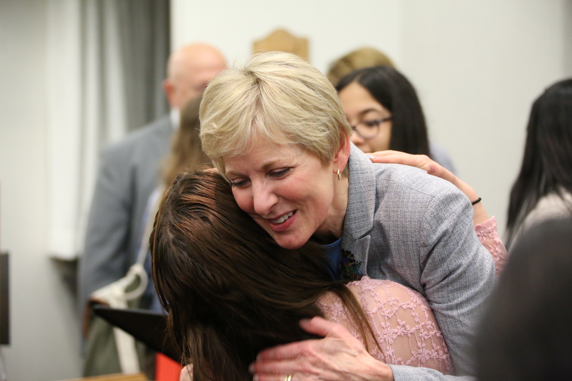 Sister Jean B. Bingham, the new general president of the Relief Society, ministers to a congregation of Latter-day Saints and invited guests in Newark, New Jersey, April 12, 2017. (Photo: The Church of Jesus Christ of Latter-day Saints)