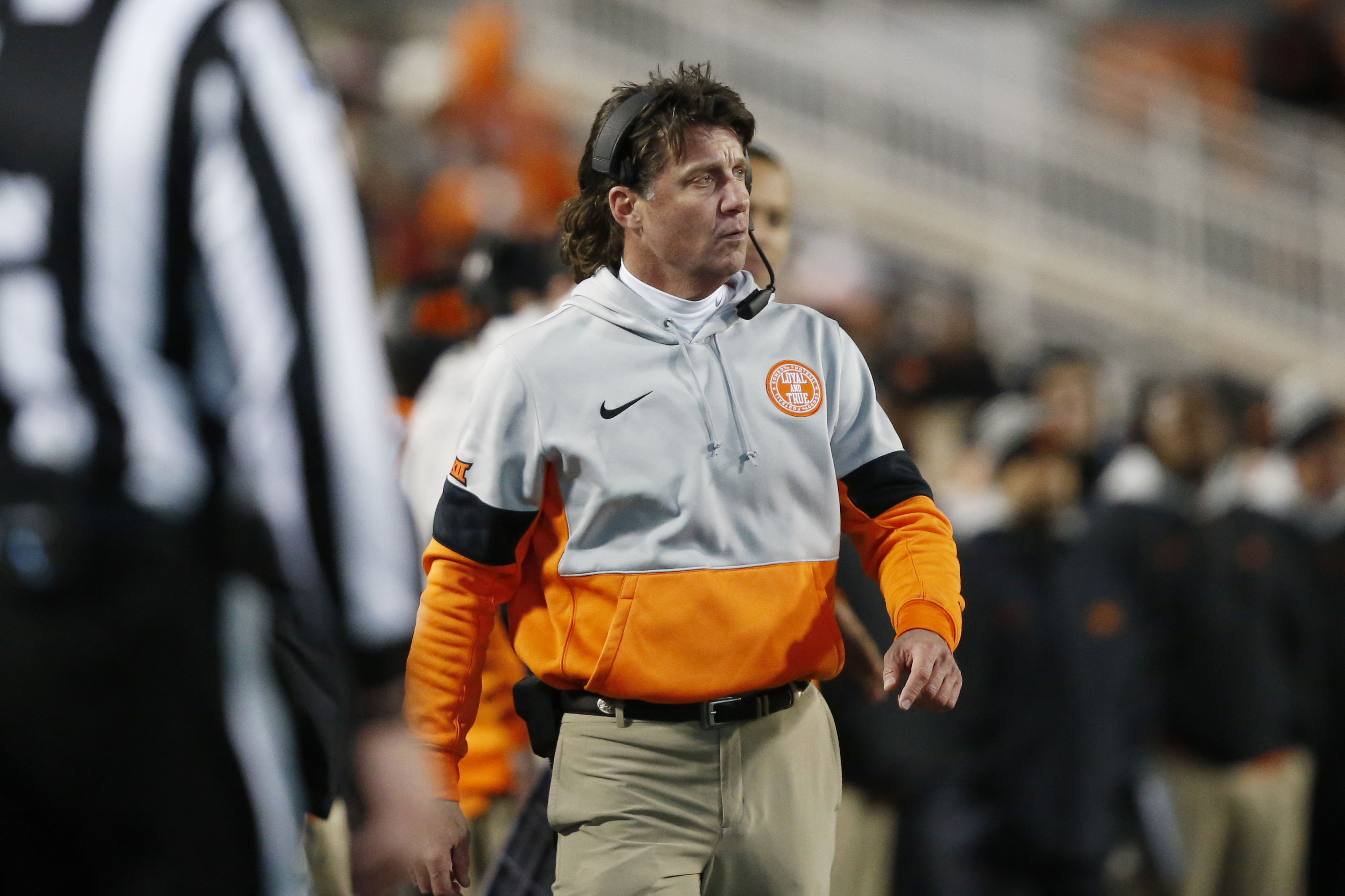Oklahoma State's Gundy targets May 1 return to football