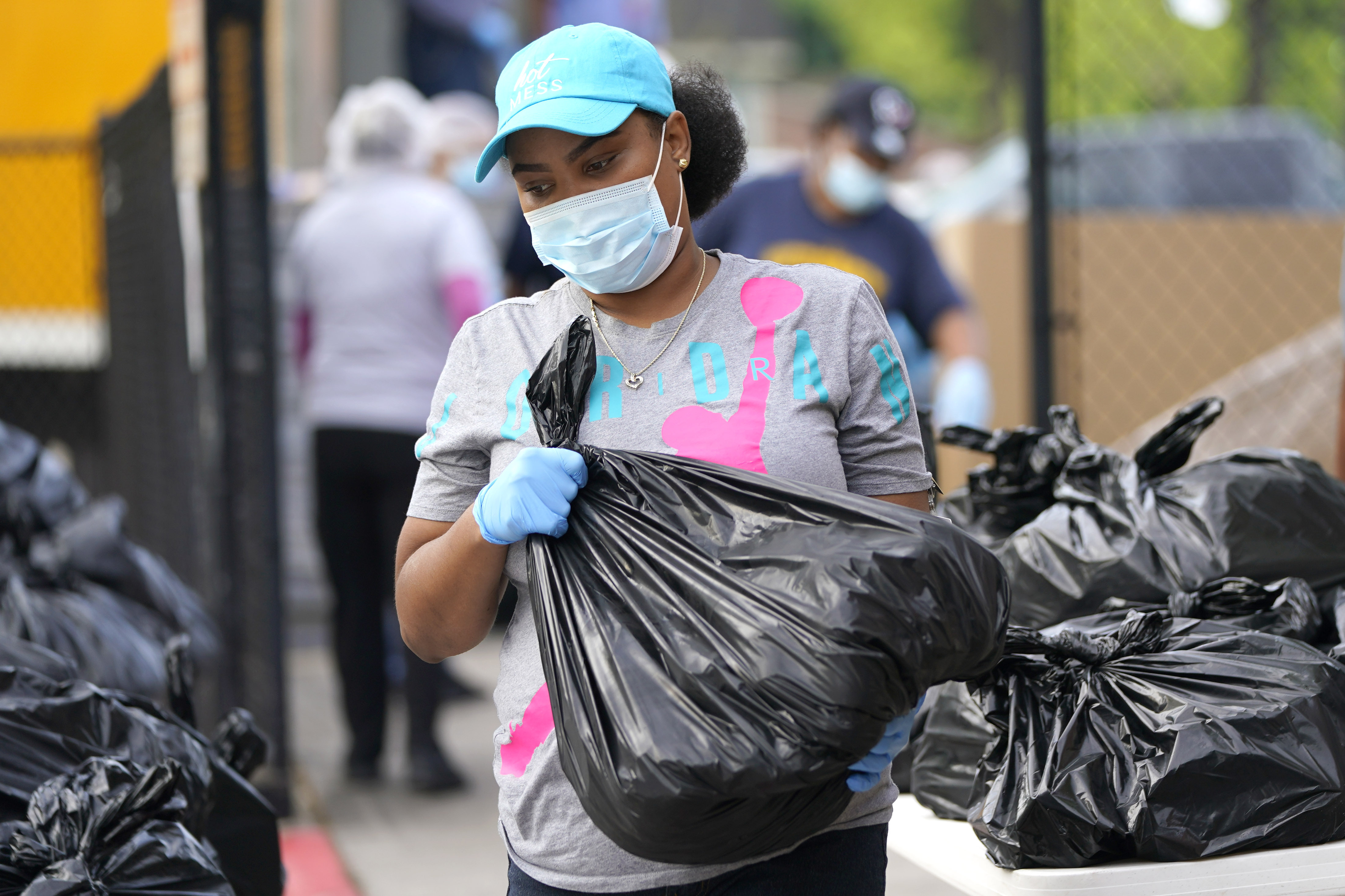 Schools struggle to safely get free meals to needy students