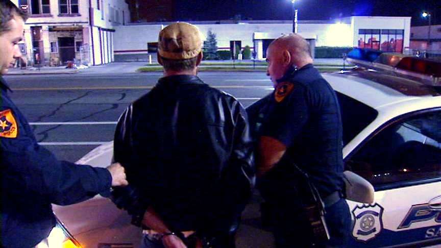 Police Crack Down Drug Crime; Residents Not Optimistic