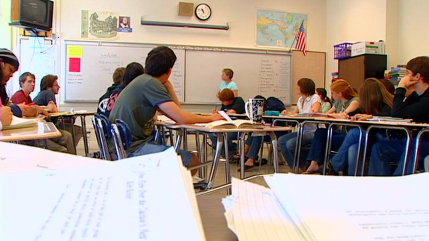 Education board votes to put teacher bonuses on hold