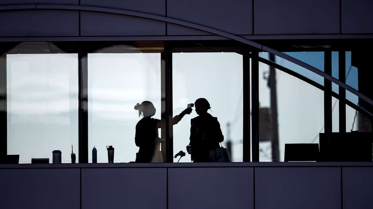 20,000: US death toll overtakes Italy's as Midwest braces