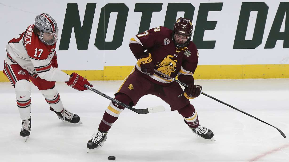 Minnesota Duluth star Scott Perunovich wins Hobey Baker