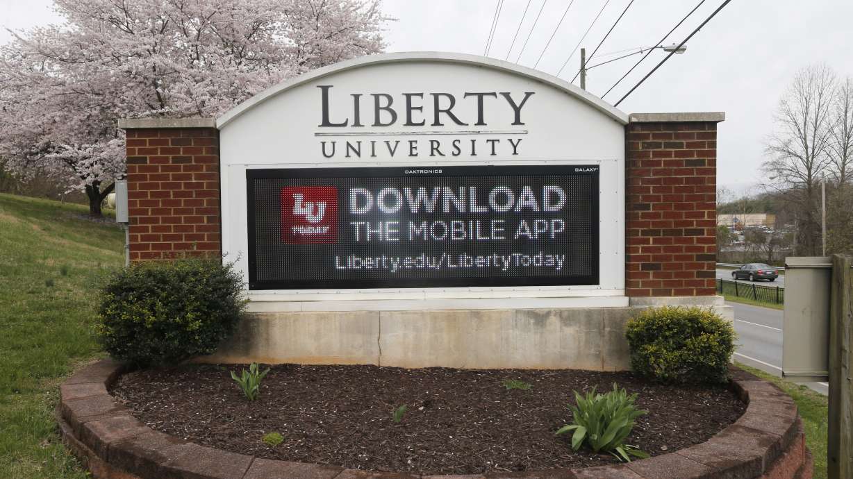 Liberty University sued for not refunding student fees