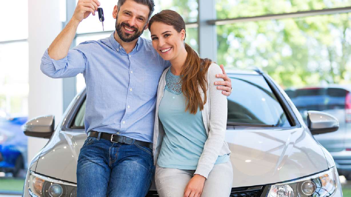How local car dealerships are helping customers financially right now