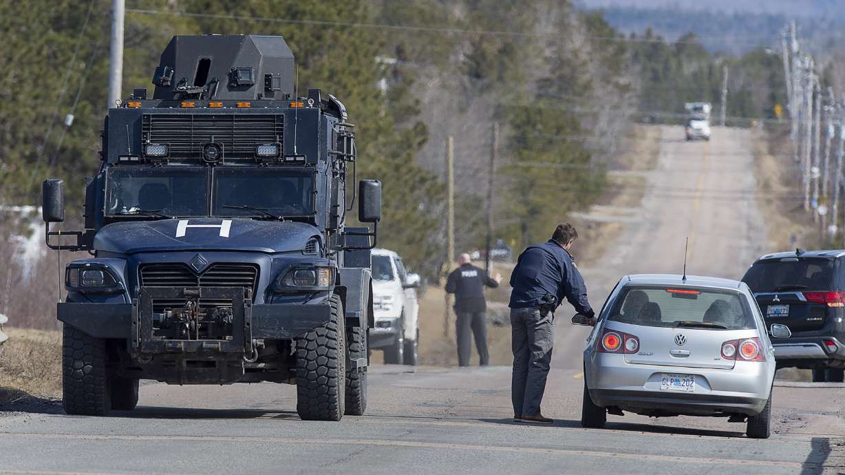 16 killed in shooting rampage, deadliest in Canadian history