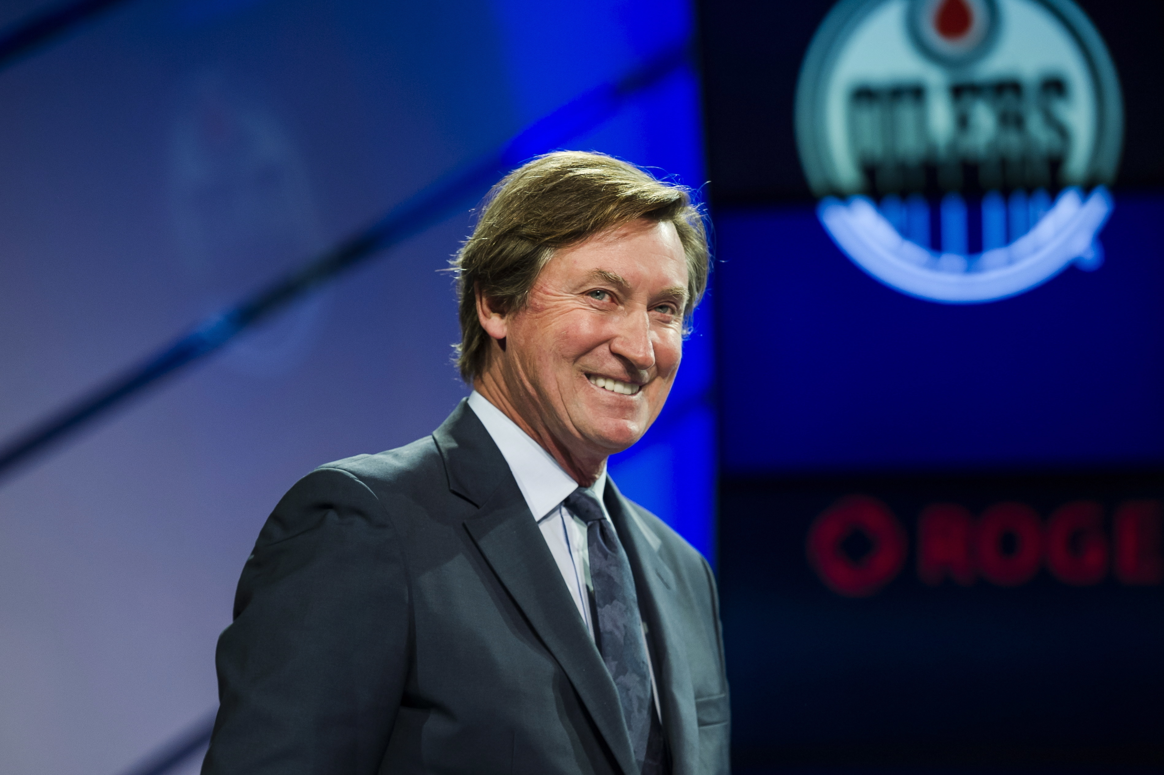 In this Dec. 10, 2017, file photo, former Edmonton Oilers great Wayne Gretzky speaks to media about the upcoming NHL Centennial Greatest Team celebration hockey game and being voted the greatest team of all time in Toronto. Possibly losing as many as 13 games with the NHL on hold because of the coronavirus pandemic could leave Alex Ovechkin two short of another 50-goal season and threaten his ability to break Gretzky’s all-time record. (Photo: Christopher Katsarov, The Canadian Press via AP, File)