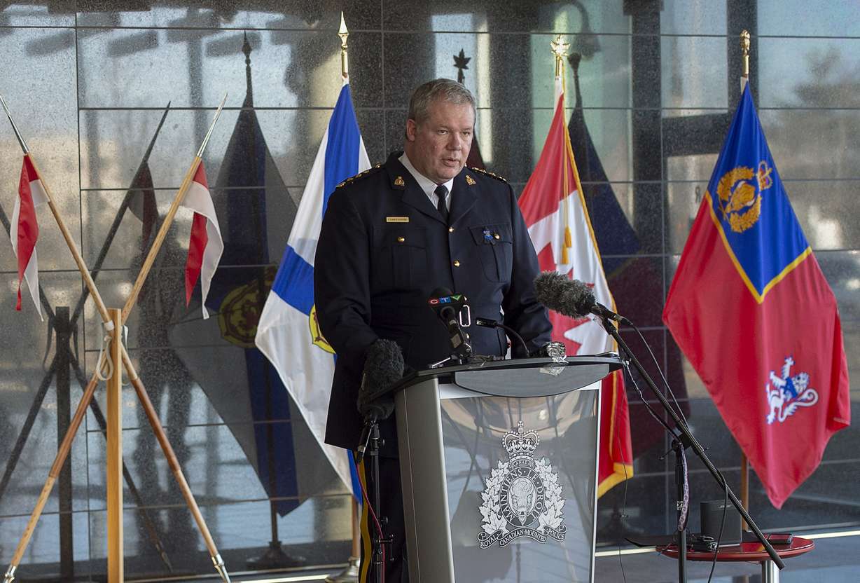 Royal Canadian Mounted Police Chief Superintendent Chris Leather fields questions at a news conference at RCMP headquarters in Dartmouth, Nova Scotia, Sunday, April 19, 2020. (Photo: Andrew Vaughan, The Canadian Press via AP)