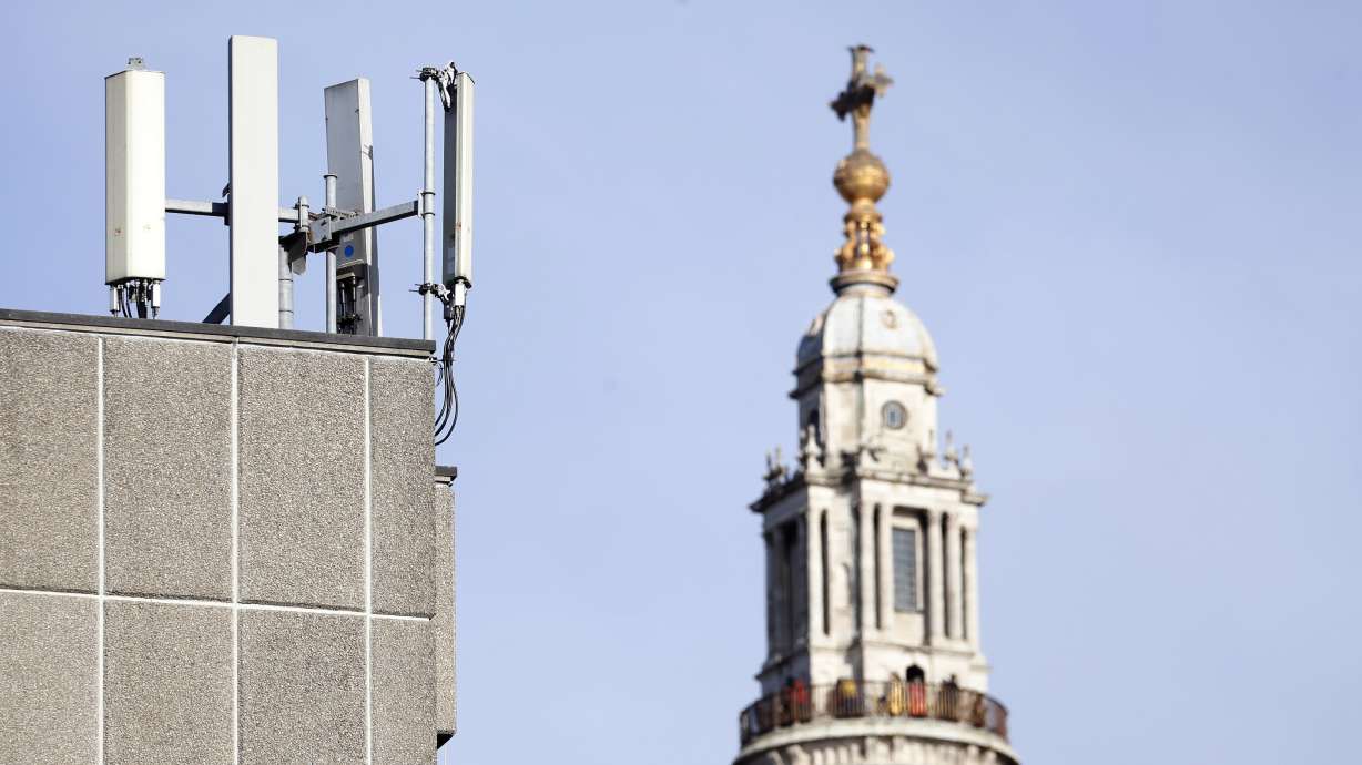 Conspiracy theorists burn 5G towers claiming link to virus