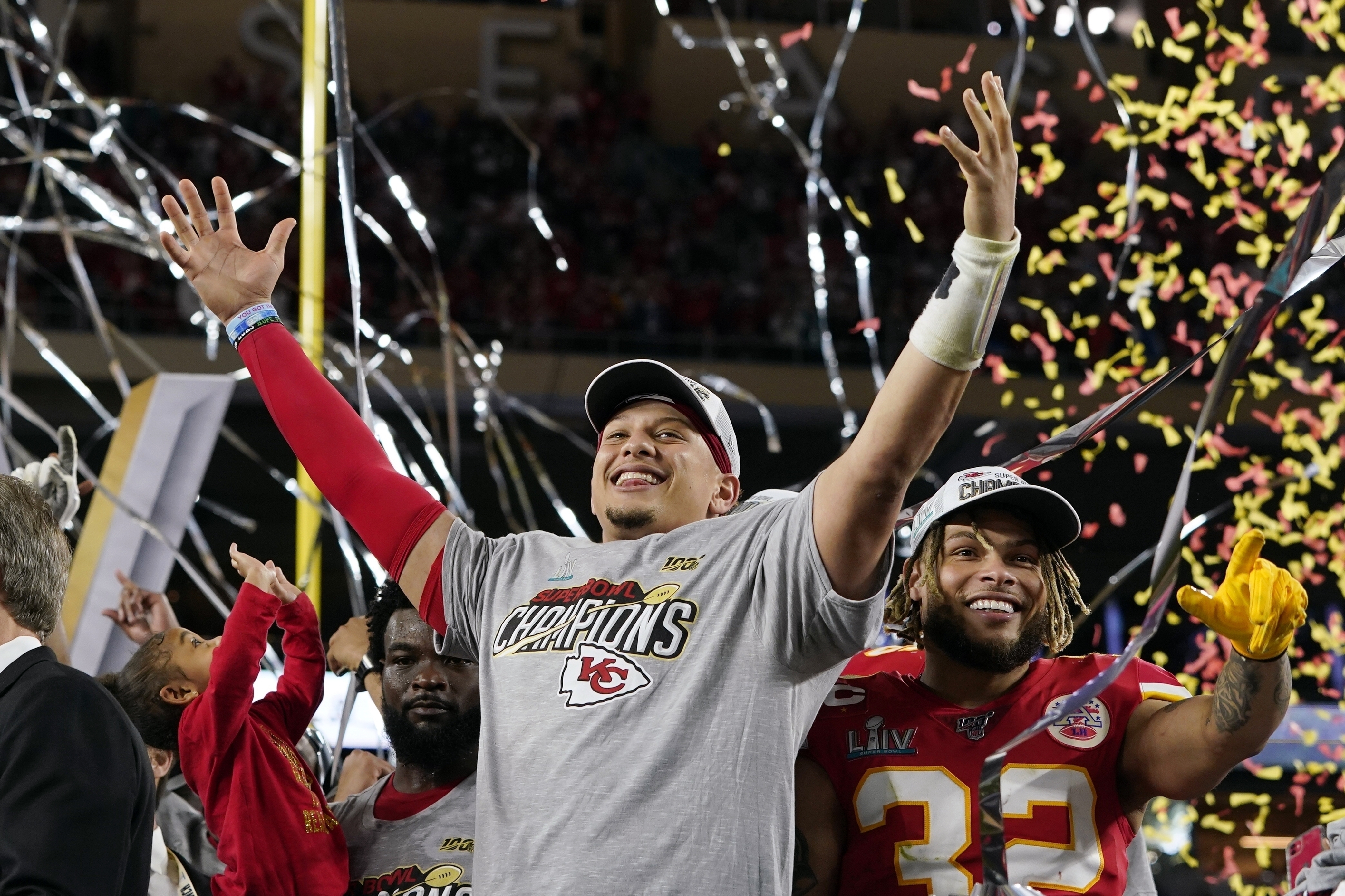 Chiefs, Mahomes eye record-setting deal following NFL draft