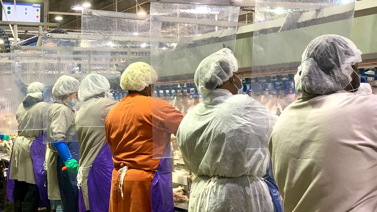 Stopping virus a huge challenge at crowded US meat plants