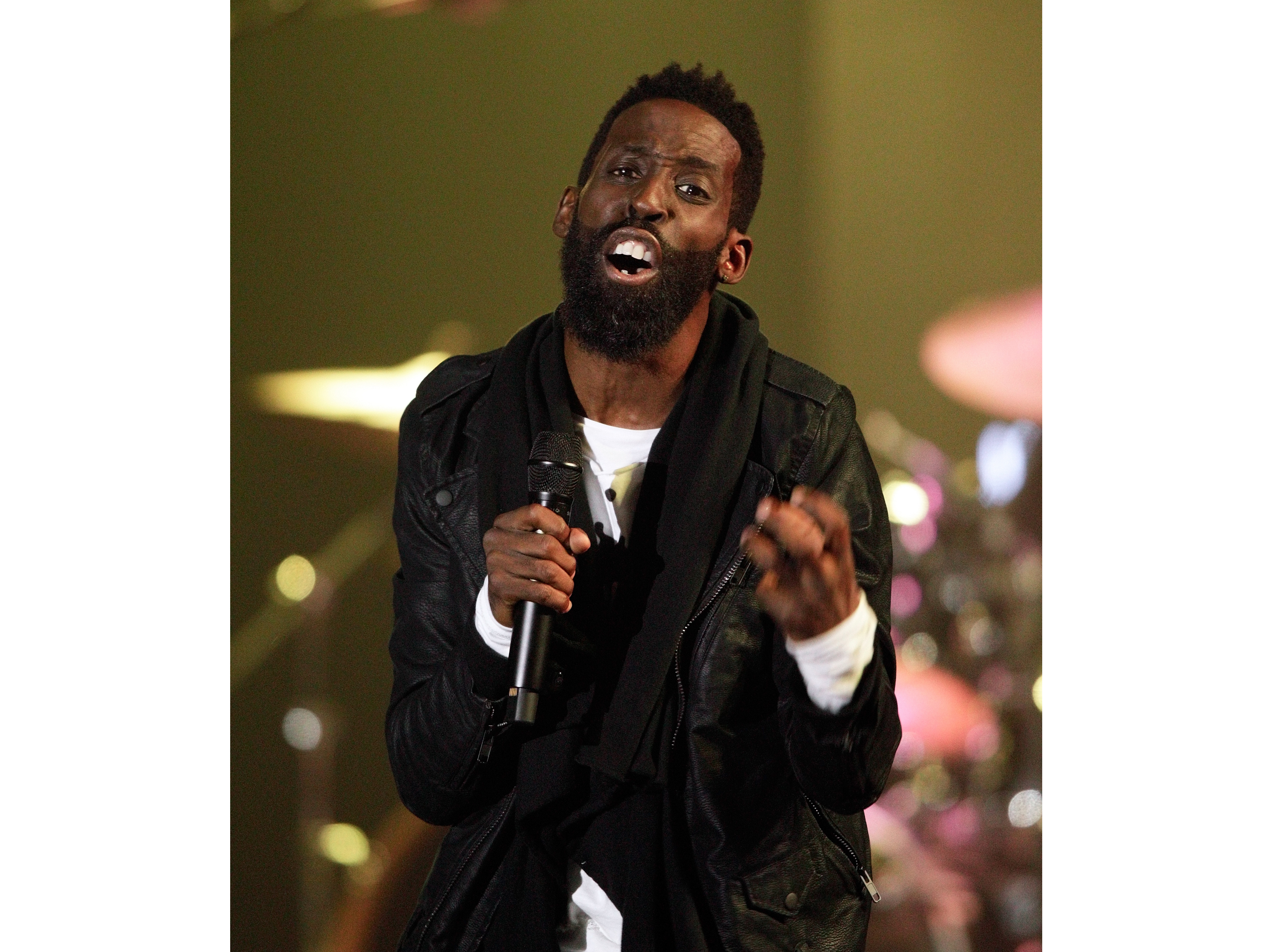 Tye Tribbett sends positive vibes with song amid virus