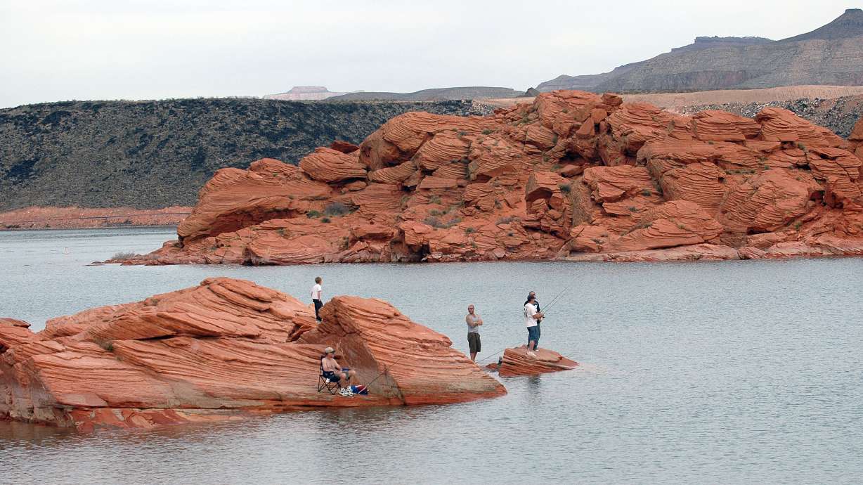 Sand Hollow, Gunlock, Quail Creek all close midday Saturday as crowds overwhelm state parks