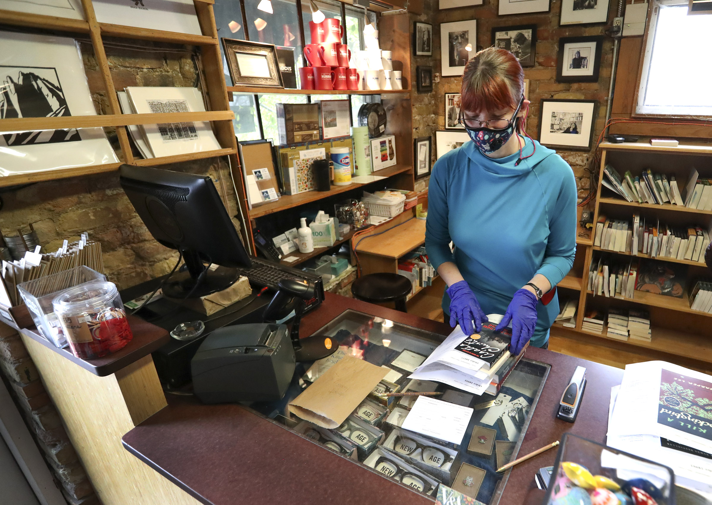 Independent bookstores have been hit hard by COVID-19, but there are ways to help