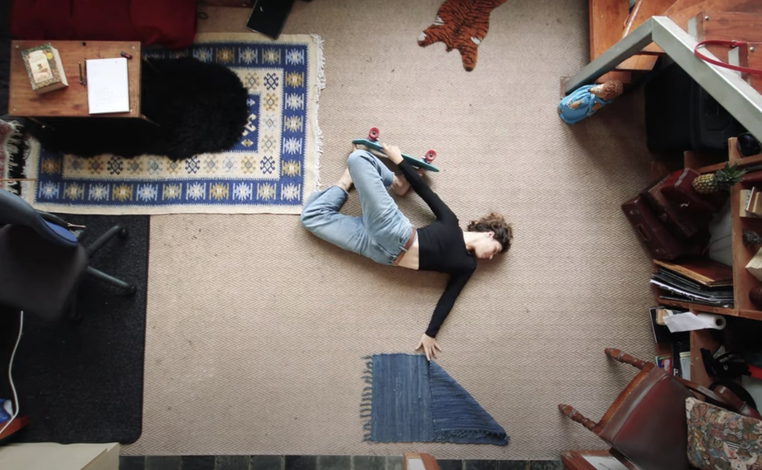 Have You Seen This? Woman brilliantly uses floor to create video game