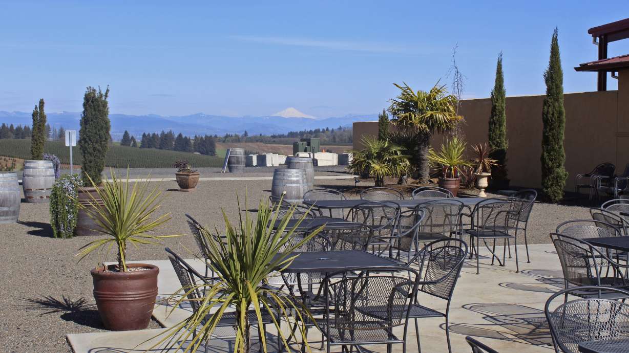 Oregon aims to include brewpubs, wineries in reopening