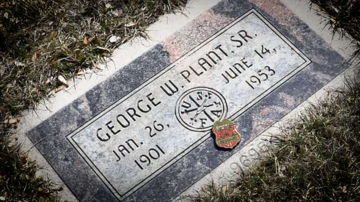 Capt. Lyndsie Hauck says flowers on Chief Plant's grave are what led her to believe someone was still alive who remembered him. (Photo: KSL TV)
