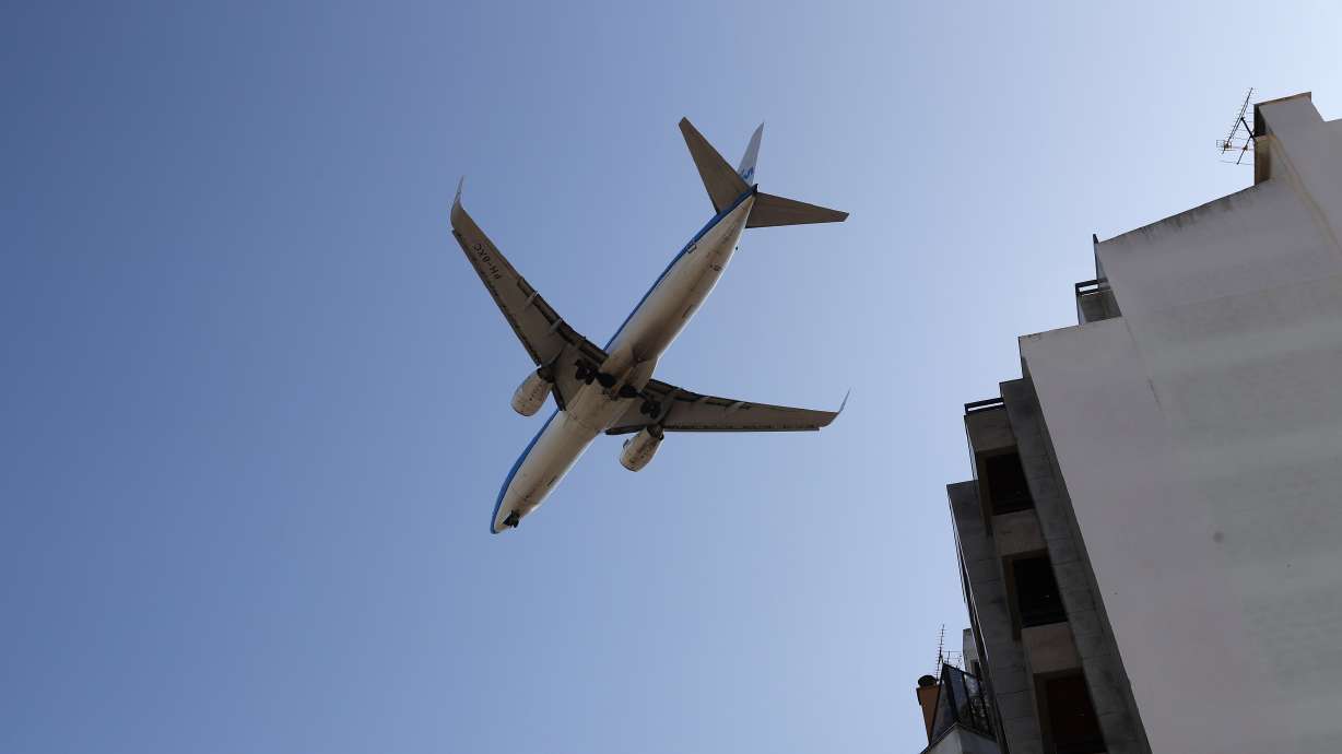 Air France-KLM report $1.9 billion in losses, outlook grim