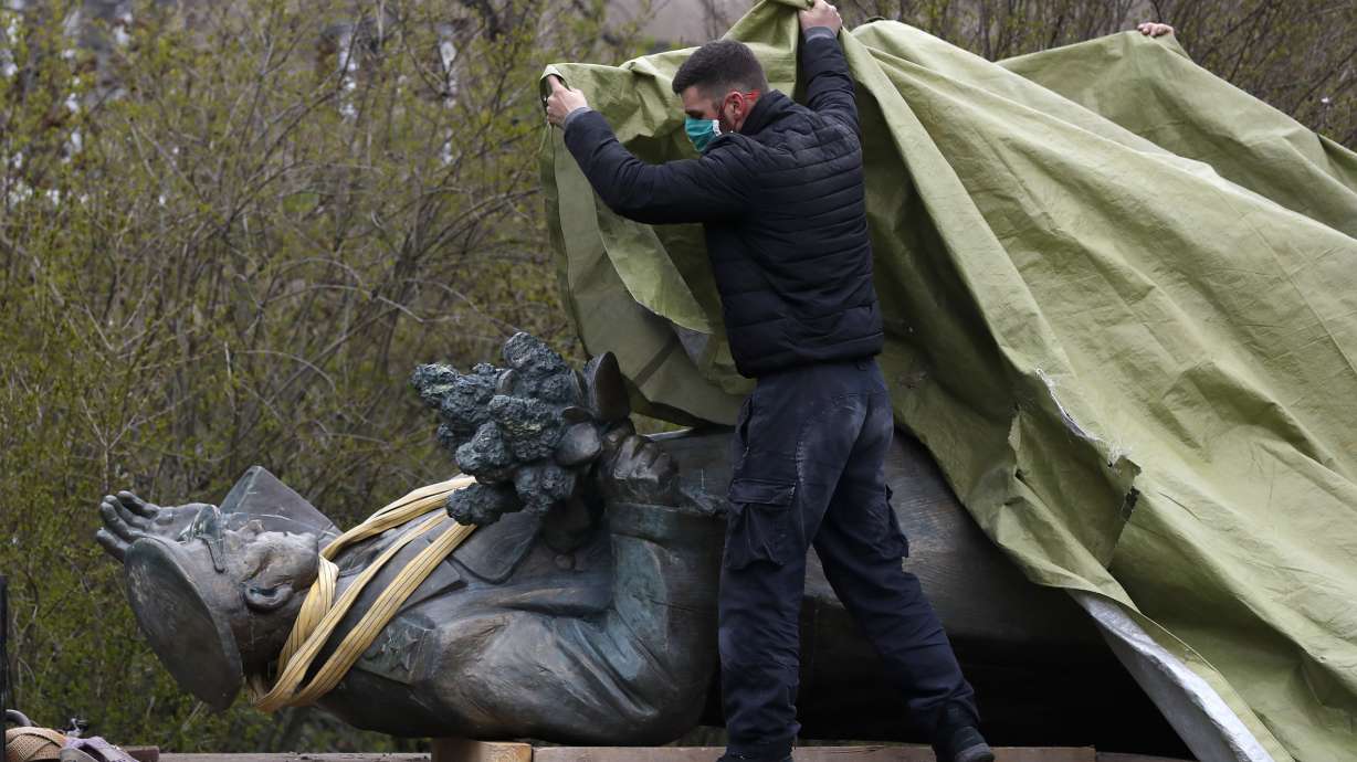 Czech-Russian relations plunge amid differences over history