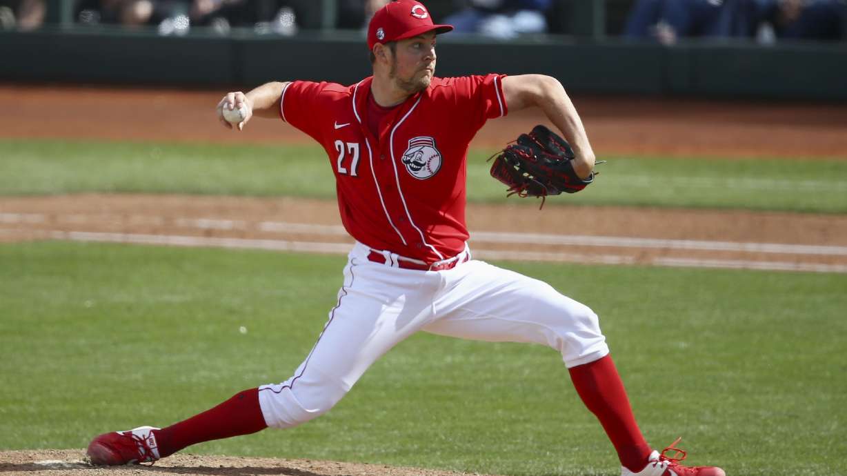 AP source: Players ask MLB for slew of financial documents