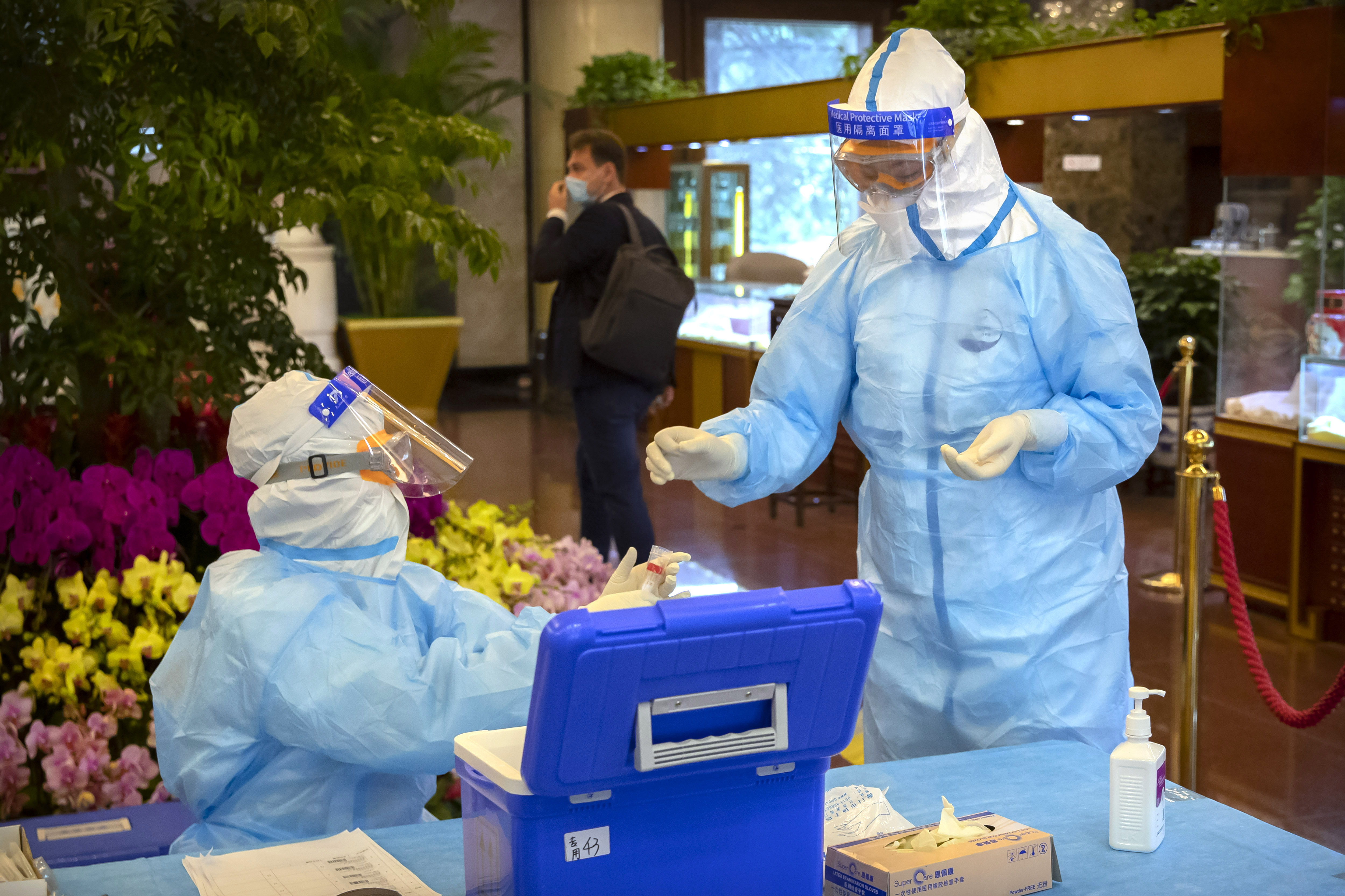 Nearly 39 million have lost jobs in US since virus took hold