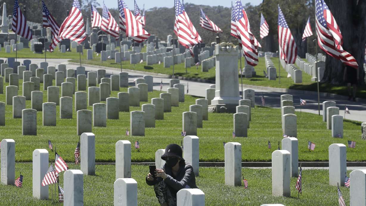 Pandemic brings smaller, subdued Memorial Day observances