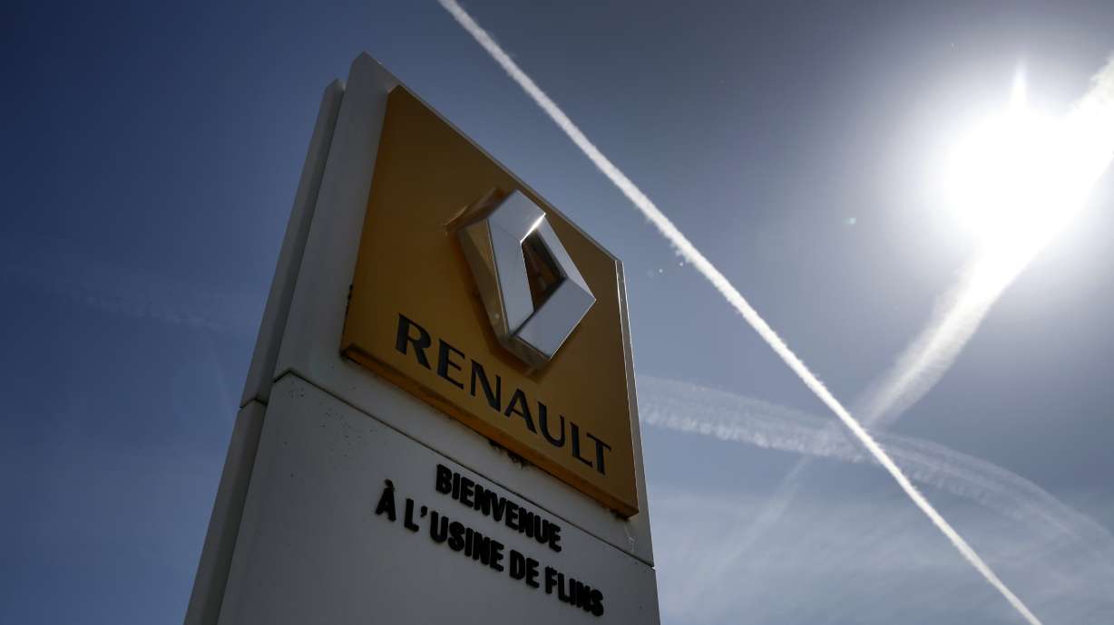 France deploys $8.8 billion to rescue ailing car industry
