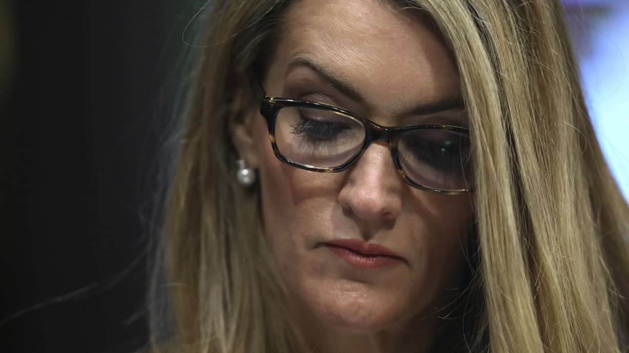 US closes probes into 3 senators over their stock trades