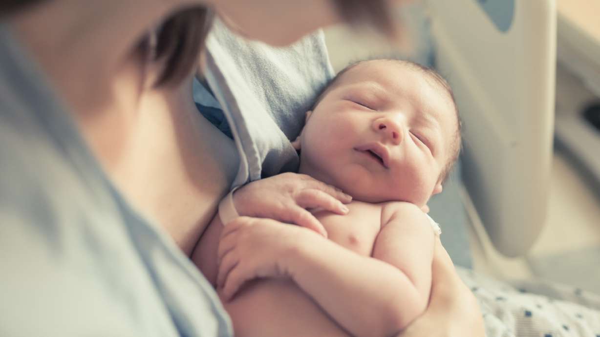 Welcoming a baby during the pandemic? A few tips for the new mama