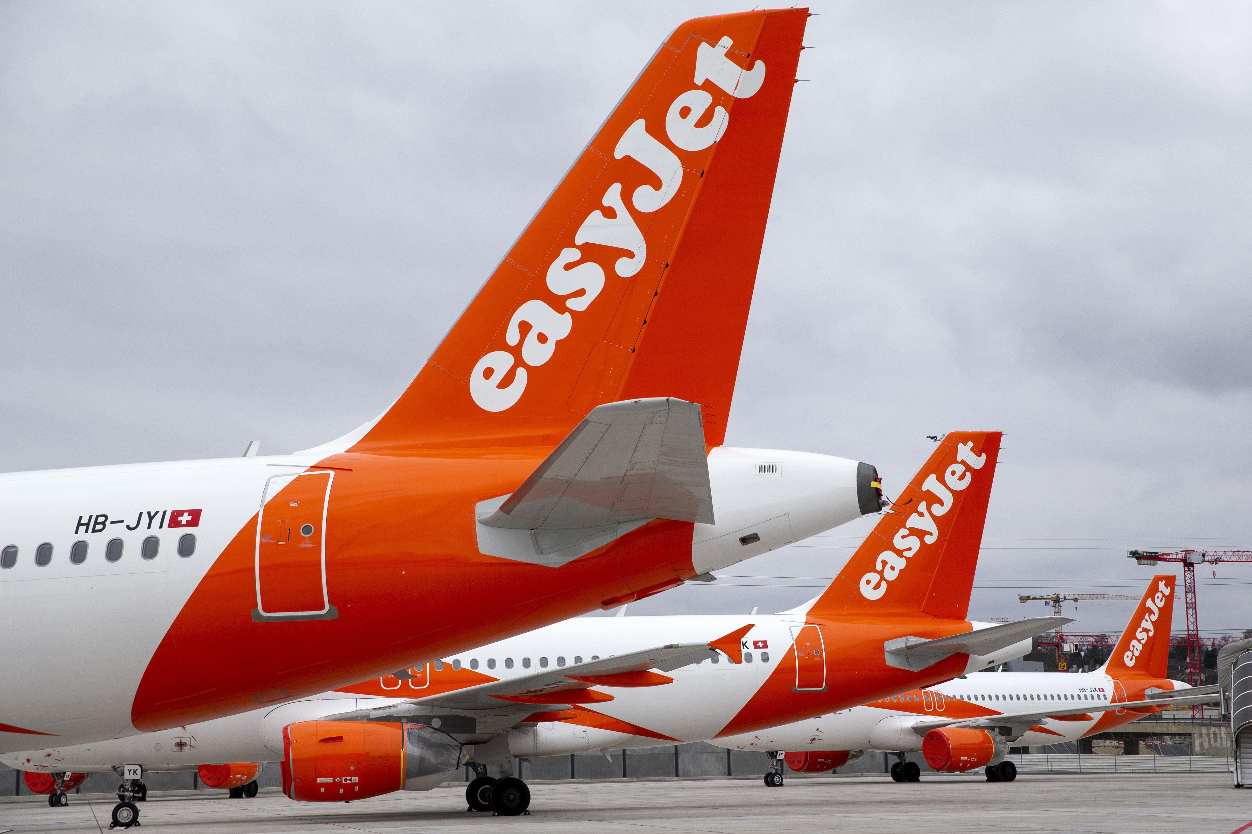 EasyJet, American Airlines to slash workforce amid pandemic