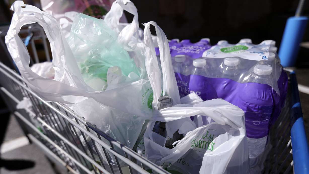 Coronavirus pandemic puts plastic bag bans to the test in Utah