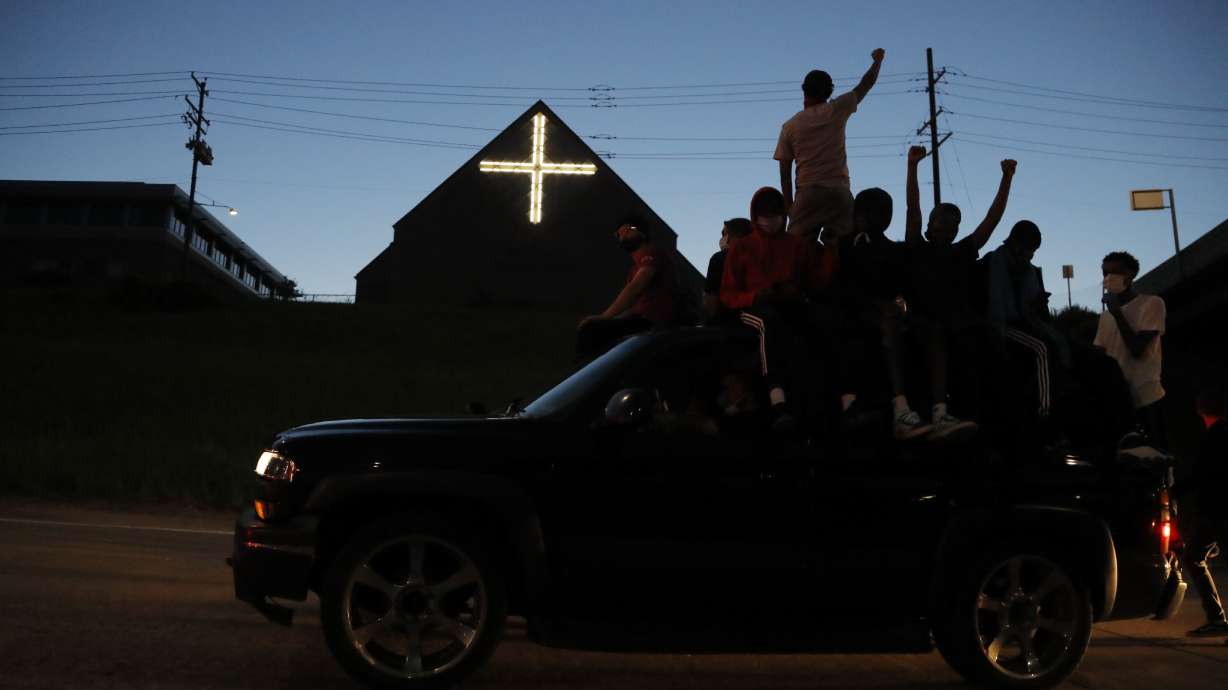 US faith leaders lead congregations through tumultuous time