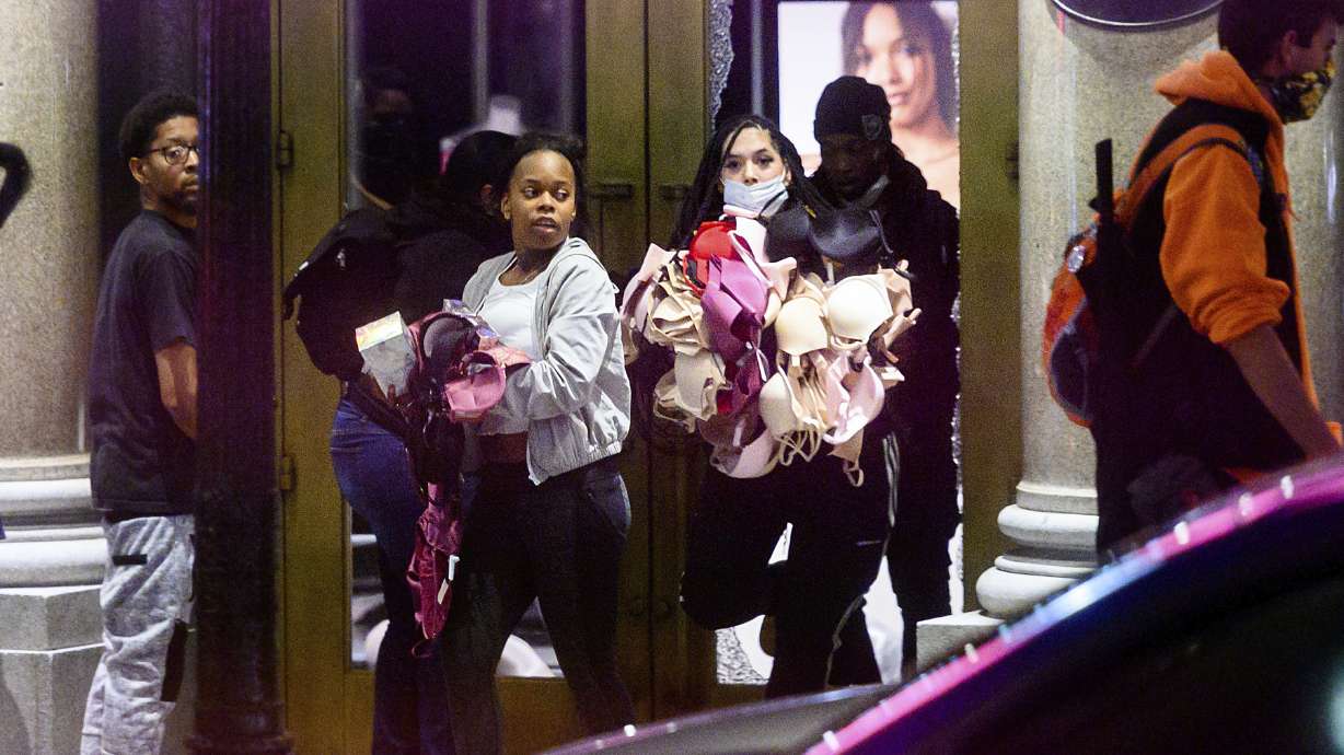 'Strategic' well-orchestrated heists seen amid protest chaos