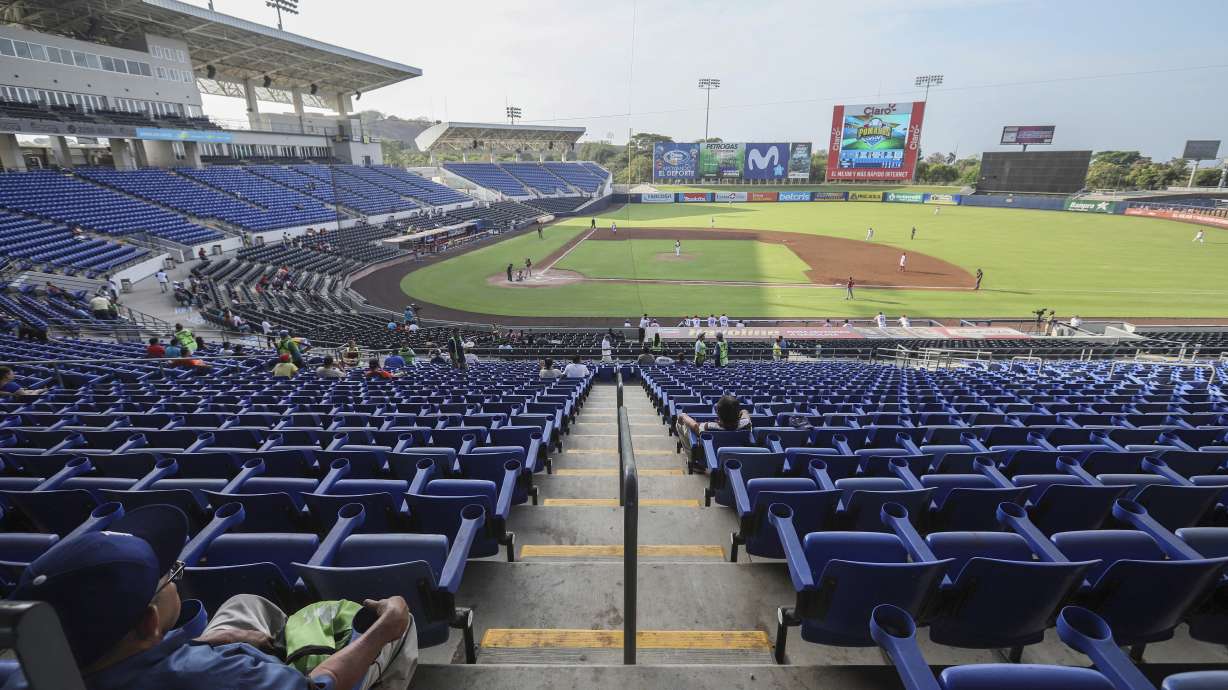 A death in Nicaraguan baseball puts pandemic in public eye