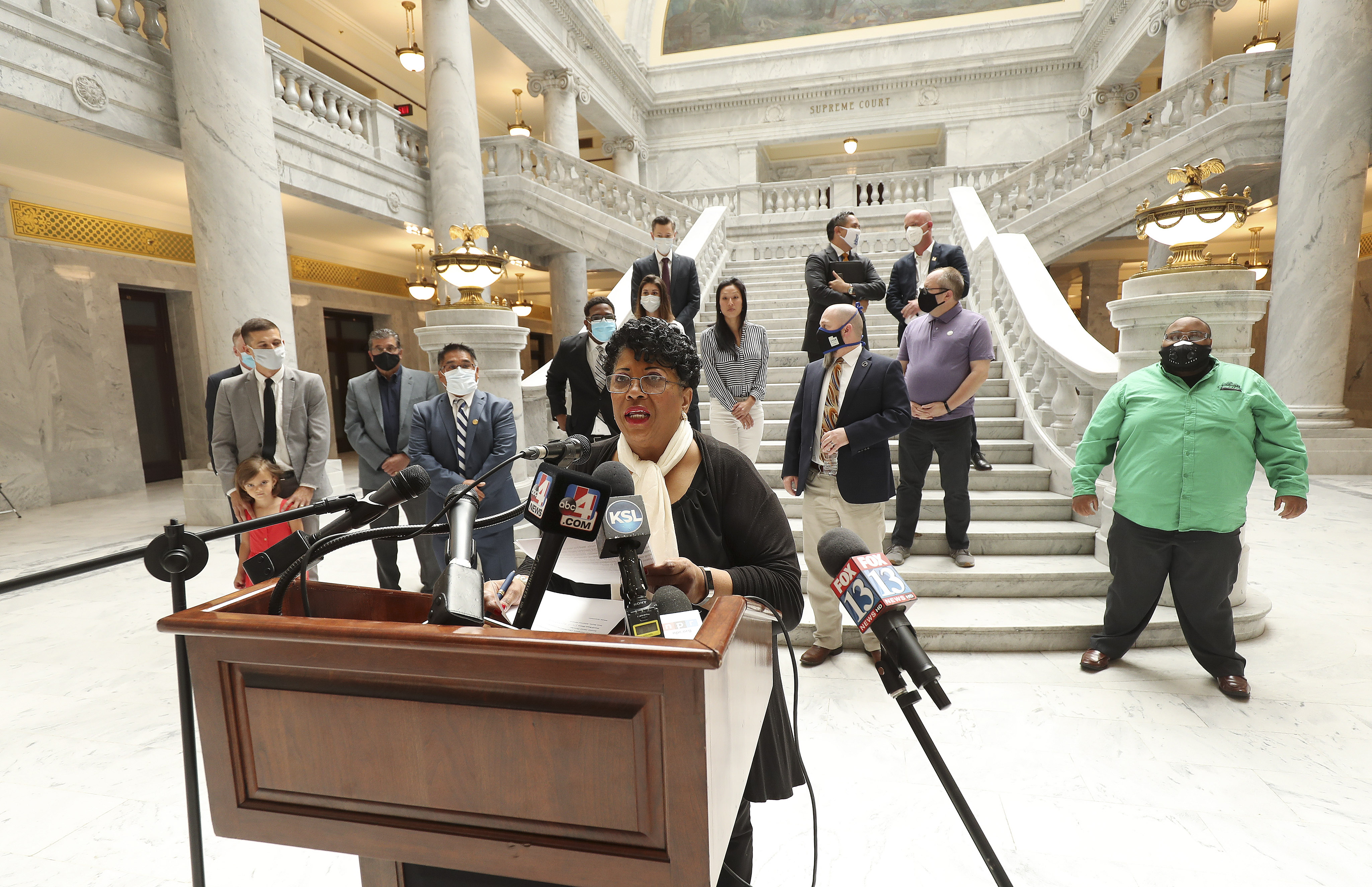 Could chokeholds, knee holds be banned in Utah? New legislation to aim for police reforms