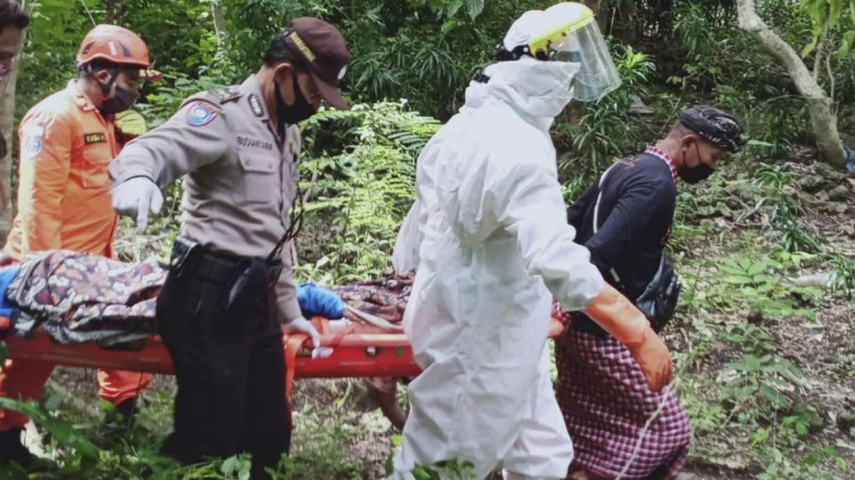 Tourist rescued after being trapped 6 days in well in Bali