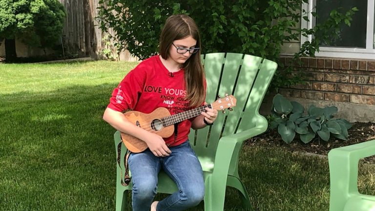 5 ways to keep kids mentally, emotionally healthy this summer