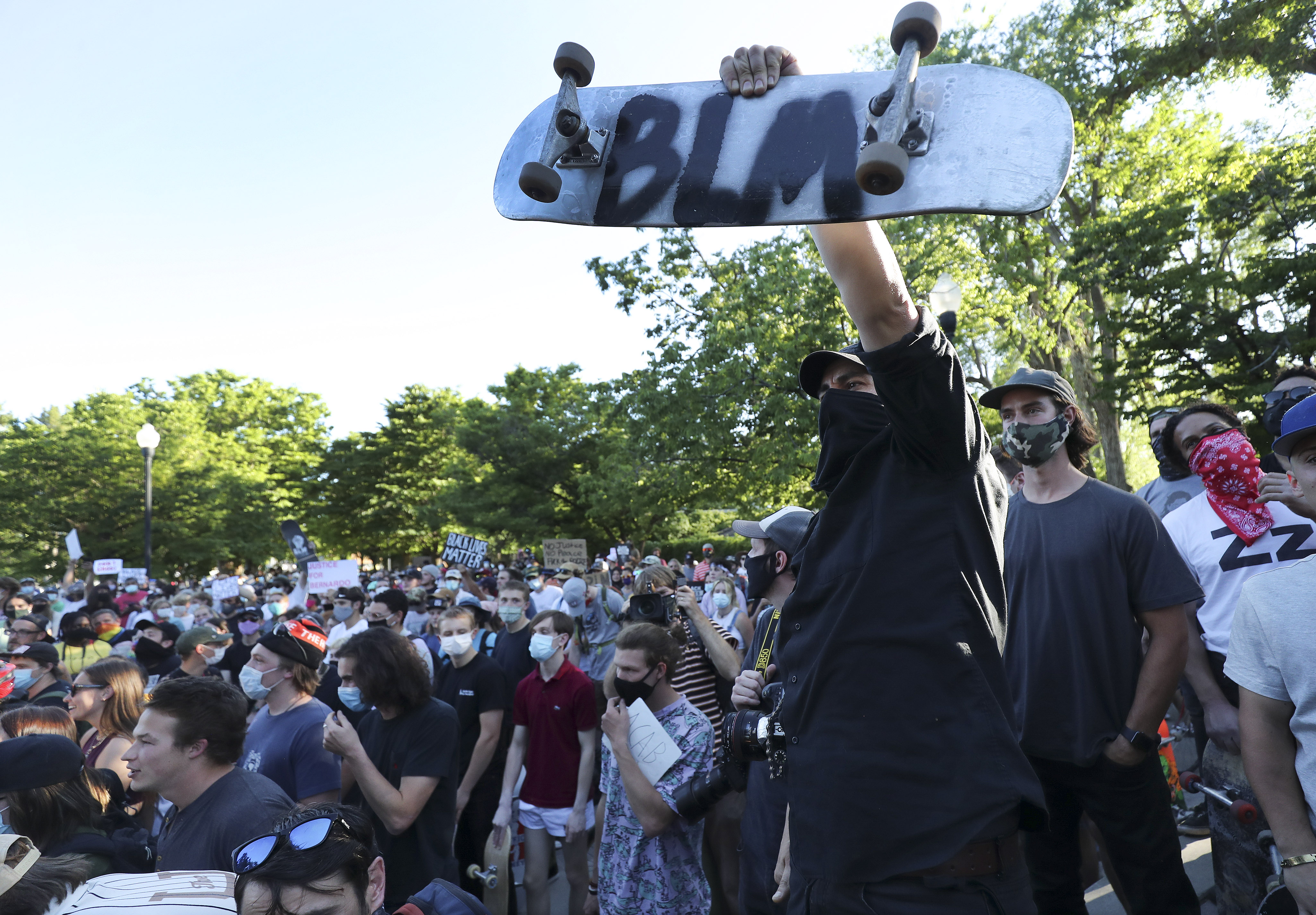 Utah skaters rally in solidarity with black community for ‘peaceful skateboard protest’