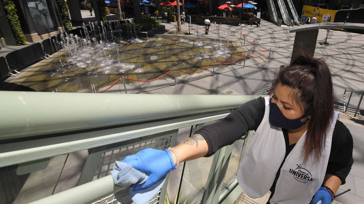 CDC posts long-awaited tips for minimizing everyday risk